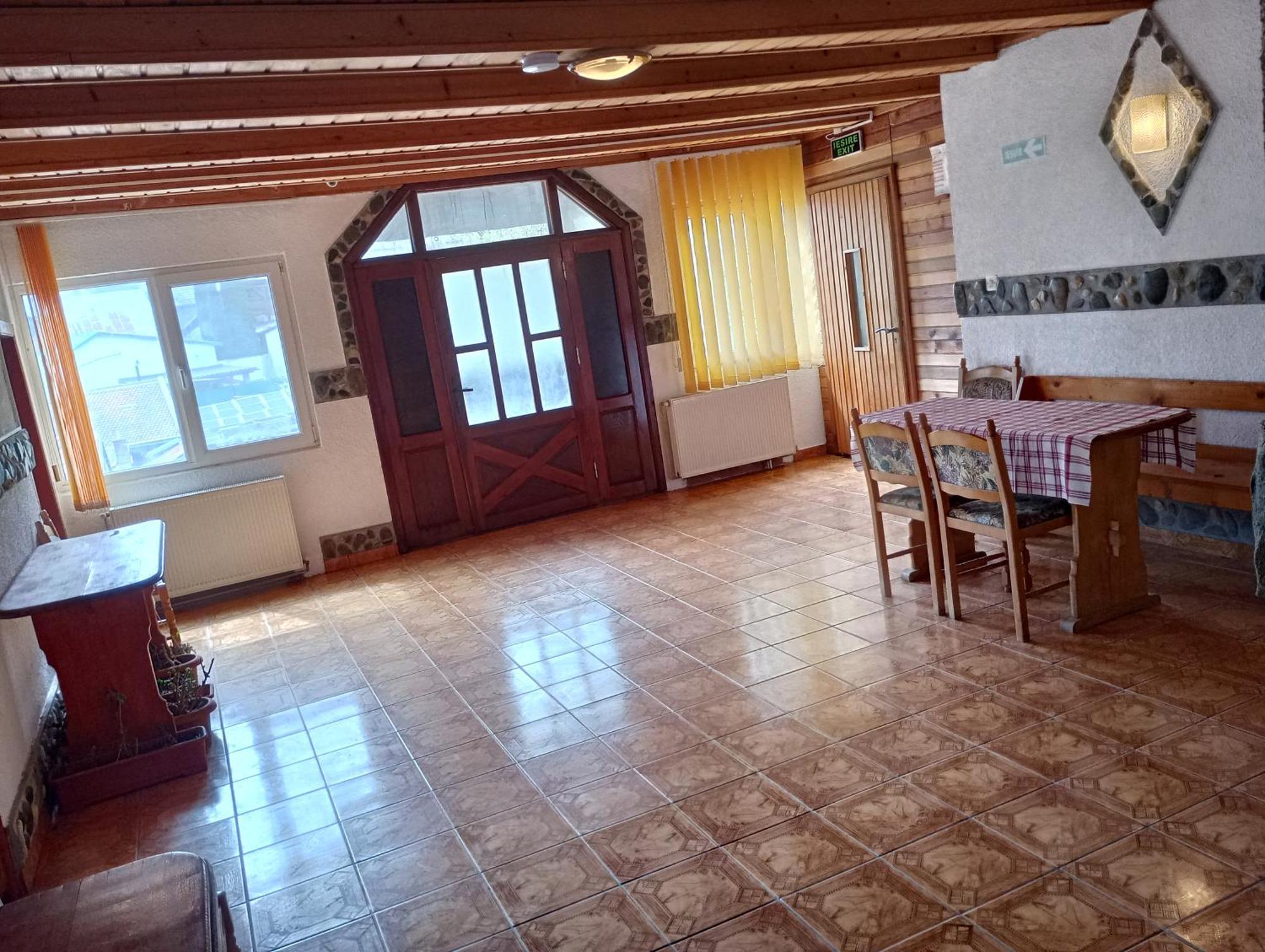 Pensiunea Irina 1 Si 2 Zarnesti Luaran gambar